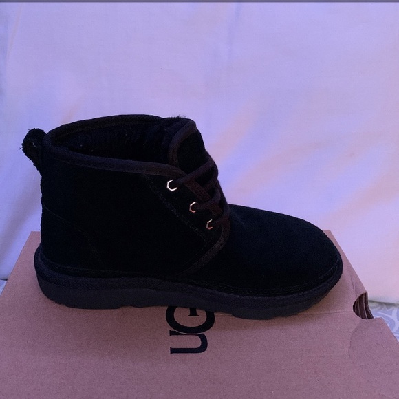 UGG boots - Picture 2 of 7